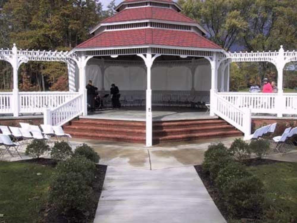 Julias Bed And Breakfast Hubbard Exterior foto